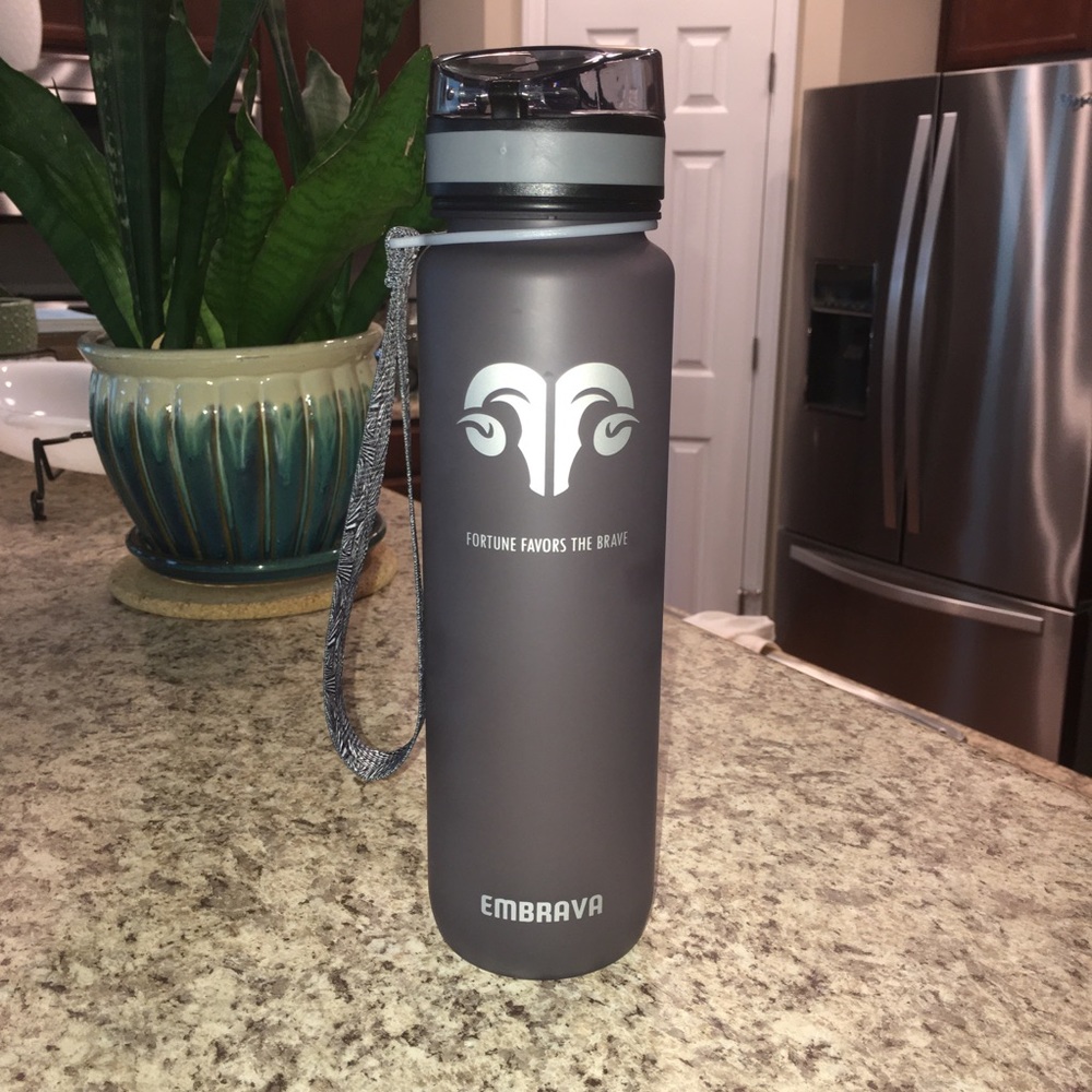 Embrava Best Sports Water Bottle, grey, 32oz